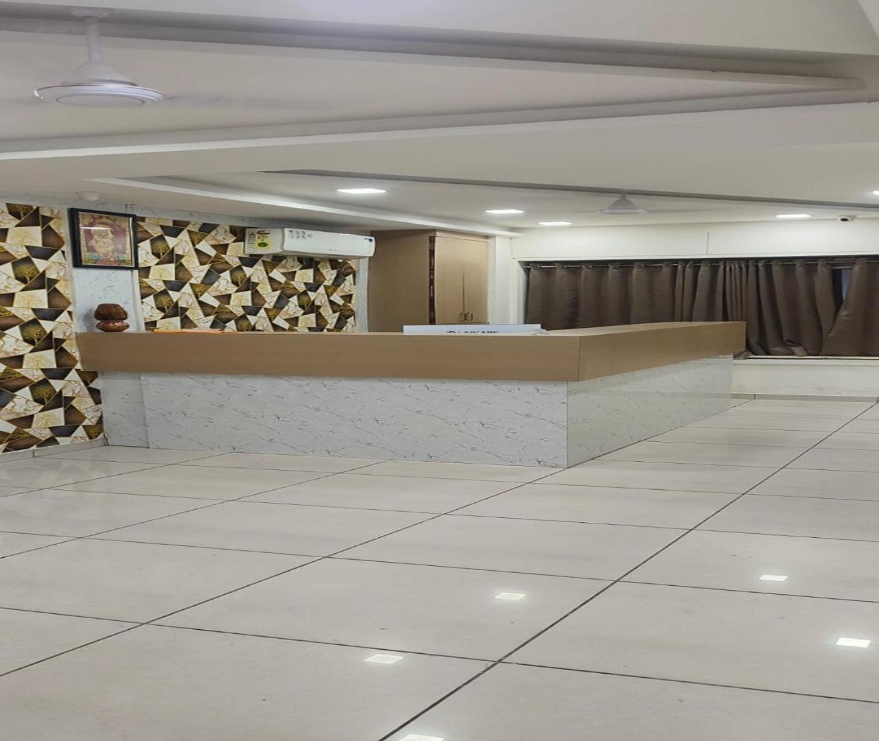 Hotel Nest View Amhedabad Dış mekan fotoğraf