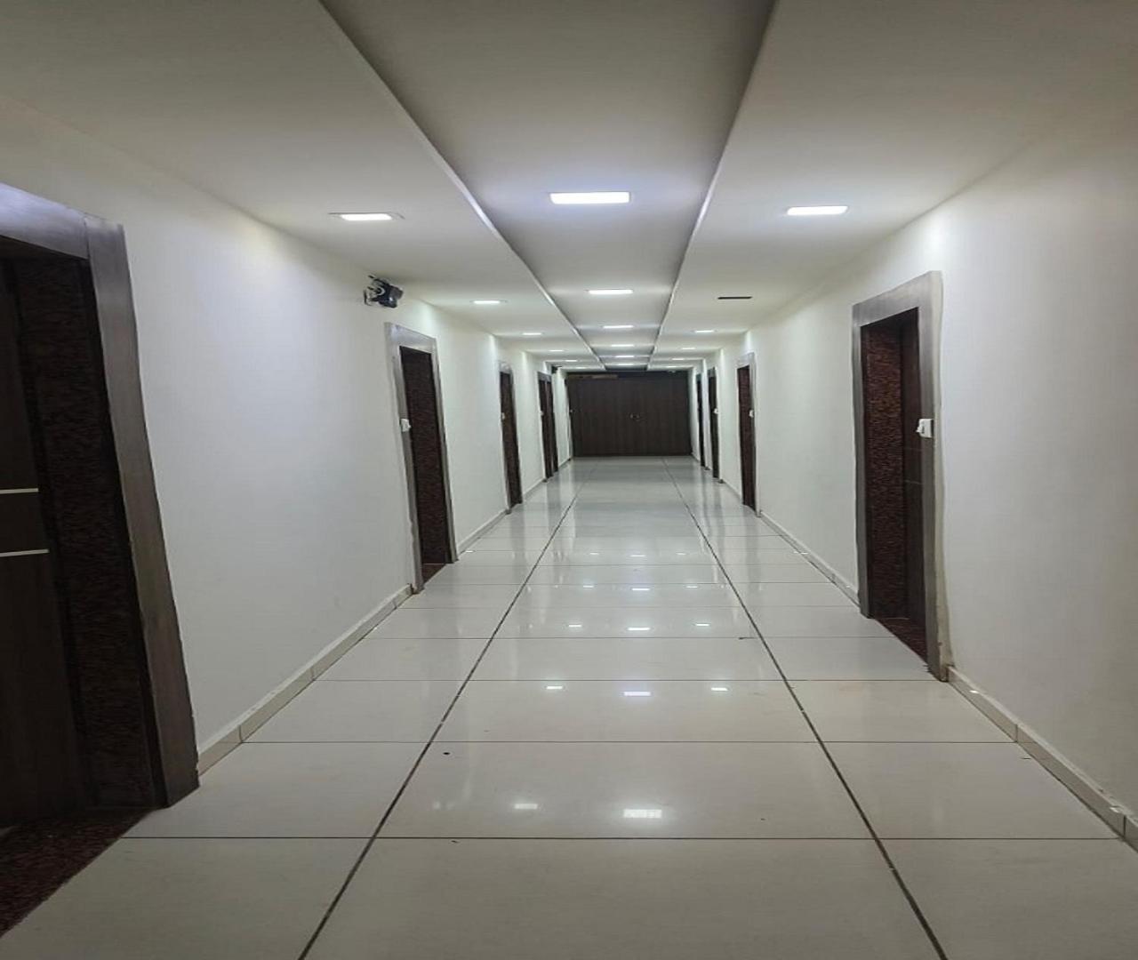 Hotel Nest View Amhedabad Dış mekan fotoğraf